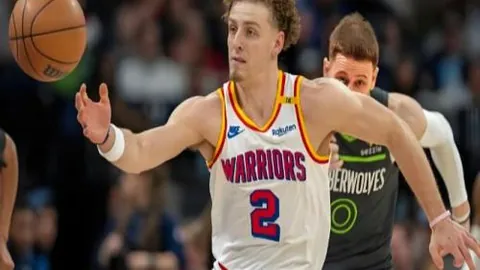 CBA总决赛辽宁对决新疆：15日巅峰对决在即